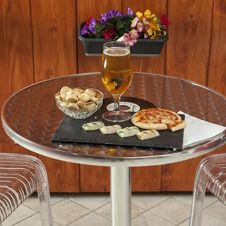 Enjoy Vida 3* Casola di Napoli